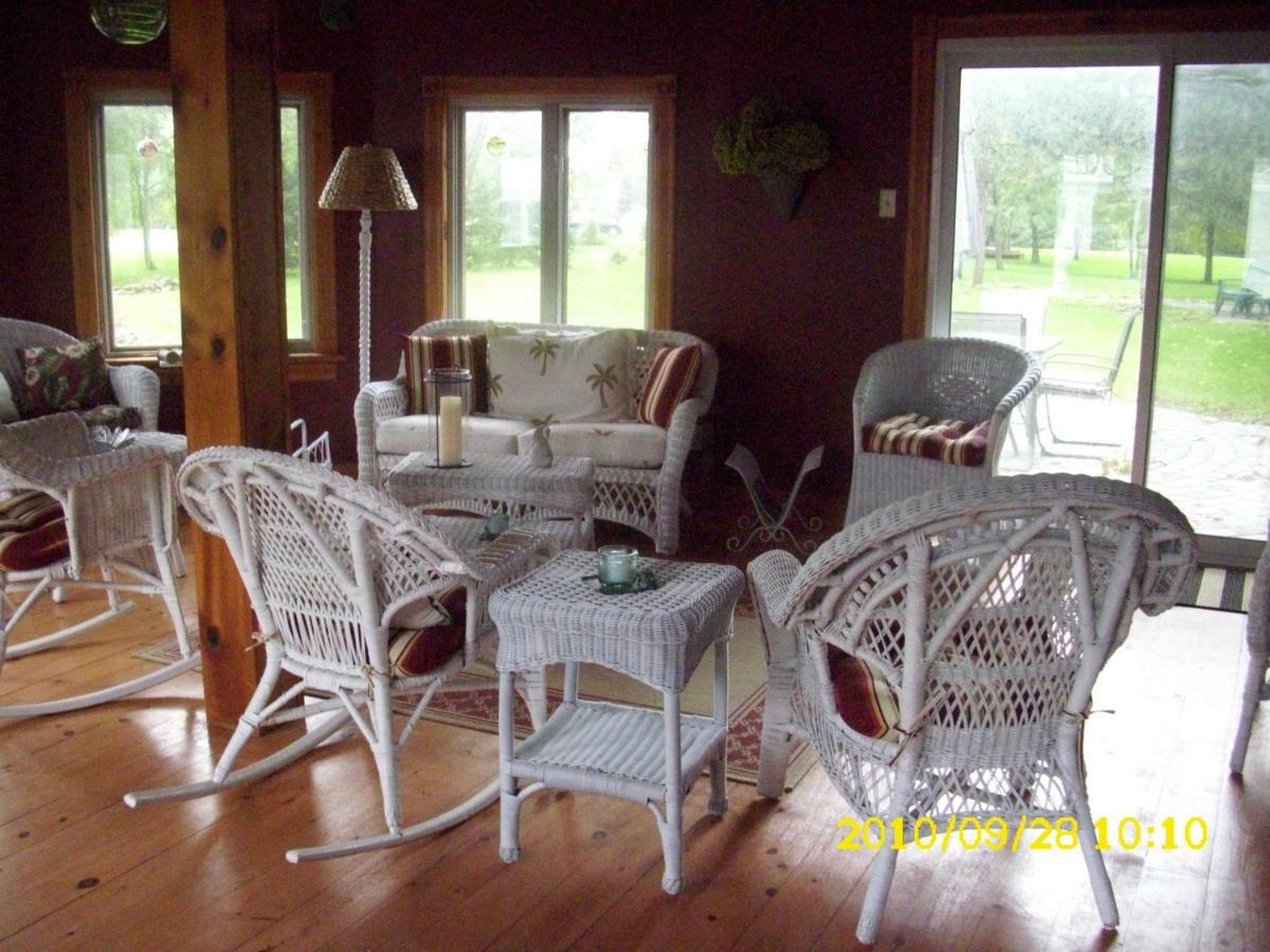 Kemptville The Old Shipman House Bed & Breakfast מראה חיצוני תמונה
